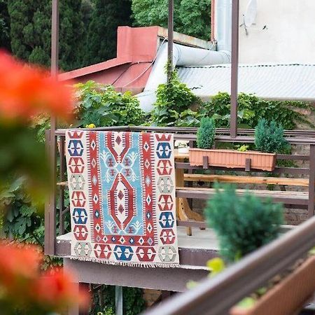 Apart-Hotel Gala In The Center Of Tbilisi Esterno foto