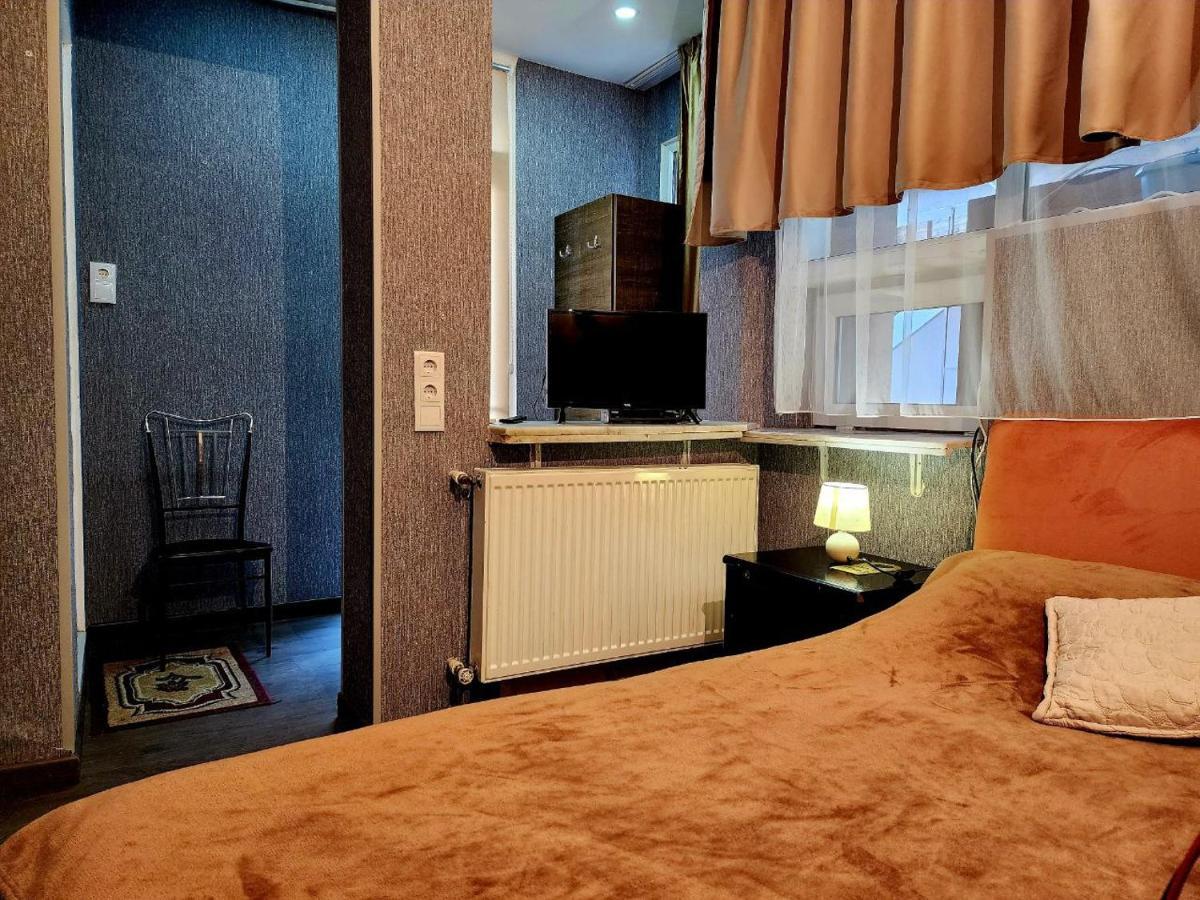 Apart-Hotel Gala In The Center Of Tbilisi Esterno foto