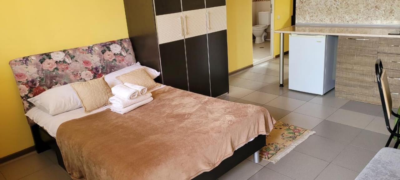 Apart-Hotel Gala In The Center Of Tbilisi Esterno foto