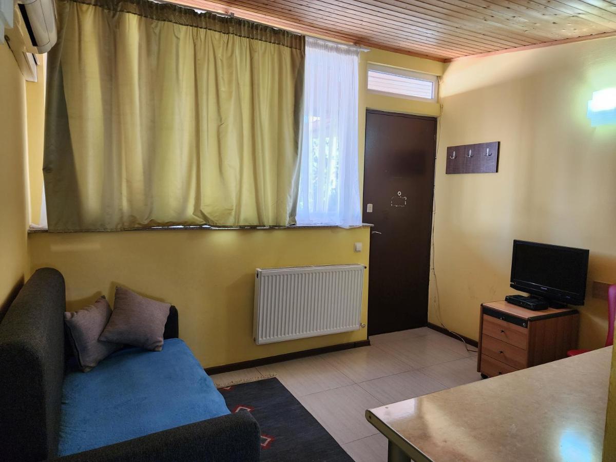 Apart-Hotel Gala In The Center Of Tbilisi Esterno foto